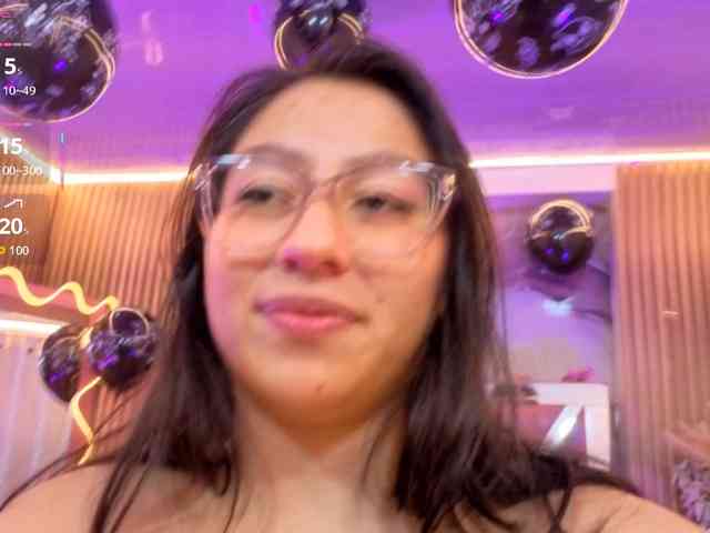 JENAYE-TAY JENAYE-TAY