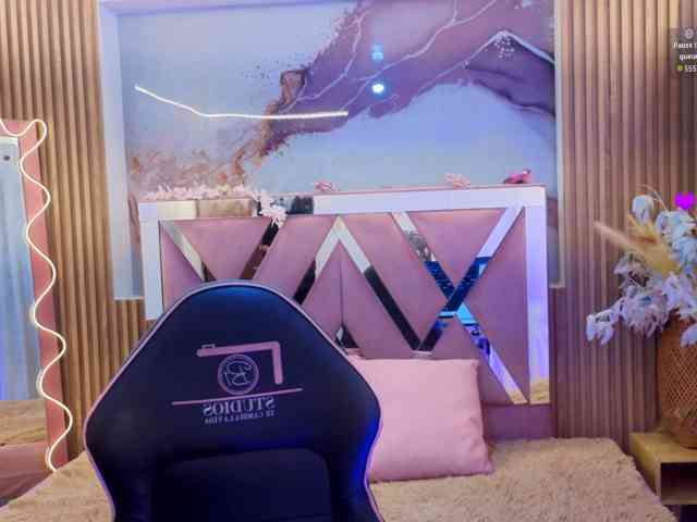 JENAYE-TAY webcam