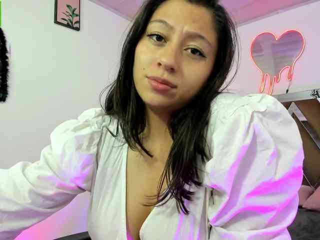 JENAYE-TAY JENAYE-TAY