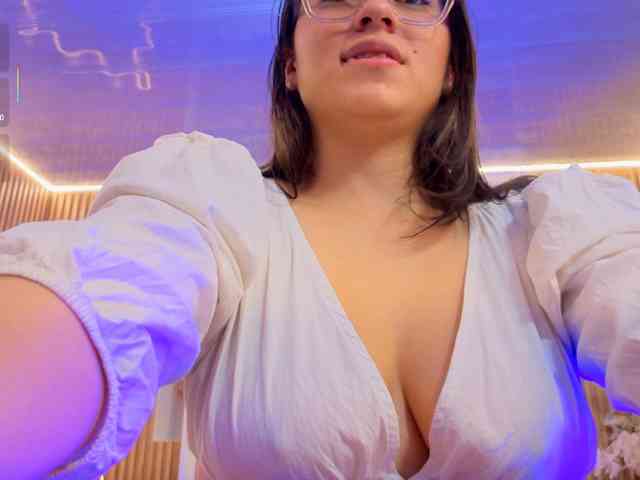 JENAYE-TAY - Girl 