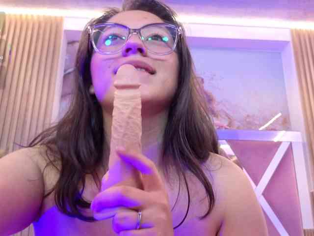 JENAYE-TAY