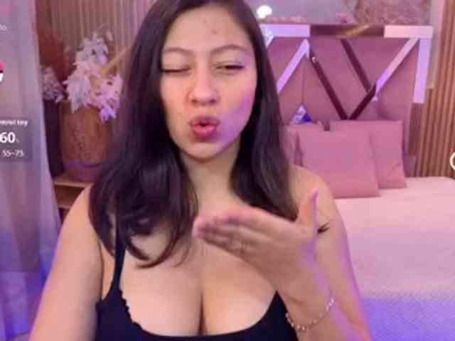 jenaye-tay's live room