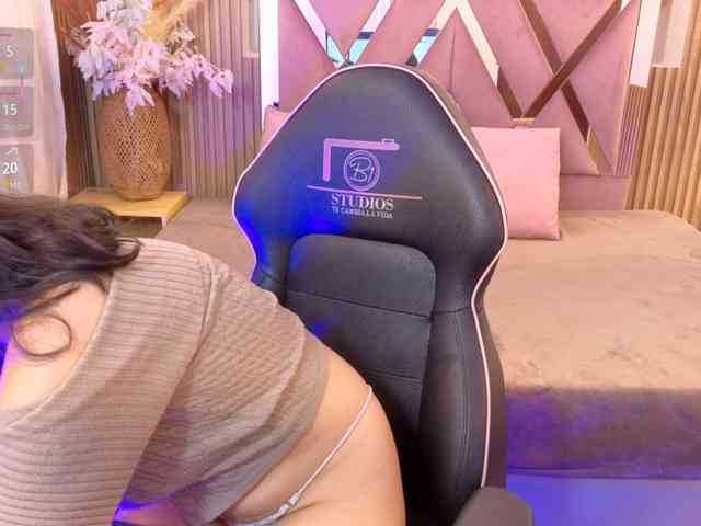 JENAYE-TAY webcam