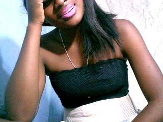 Claudia9's Live Webcam