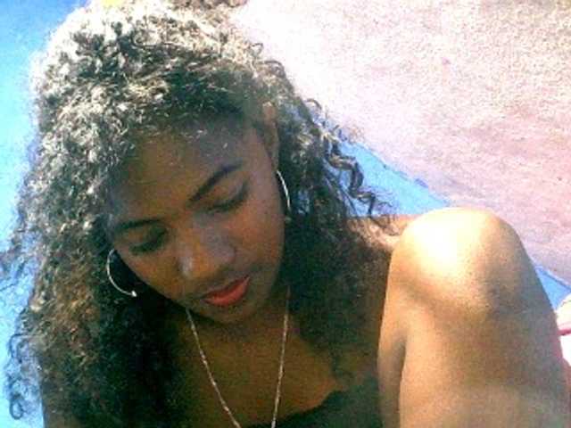 Claudia9 live cam on BongaCams