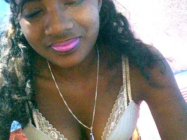 Claudia9 live cam on BongaCams