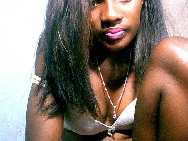 Claudia9 live cam on BongaCams