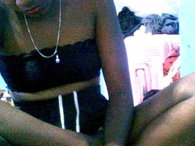 Claudia9 live cam on BongaCams