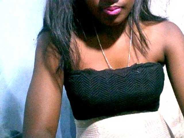 Claudia9 live cam preview