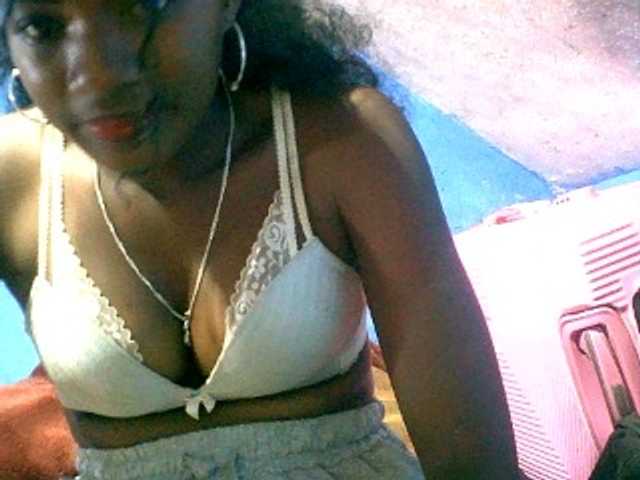 Claudia9 live cam on BongaCams