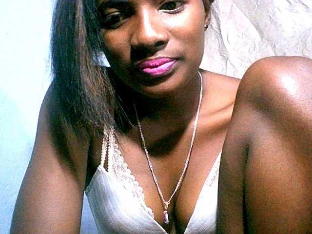Claudia9 live cam preview