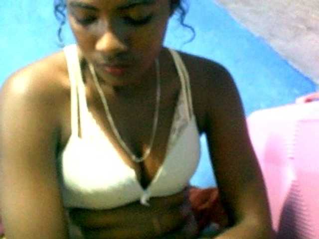 Claudia9 live cam on BongaCams