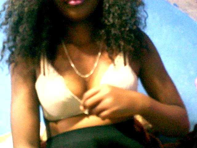 Claudia9 live cam on BongaCams