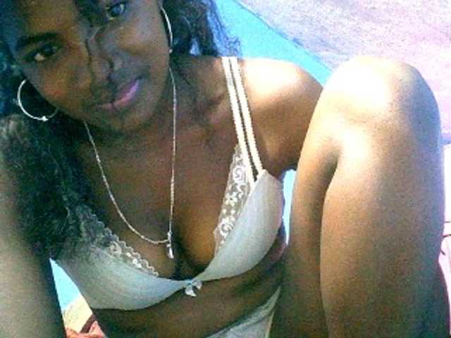 Claudia9 live cam on BongaCams