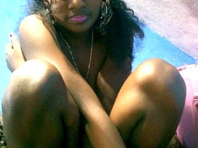 Claudia9 live cam on BongaCams