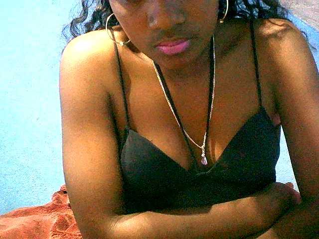 Claudia9 live cam on BongaCams