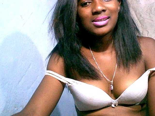 Claudia9 live cam preview