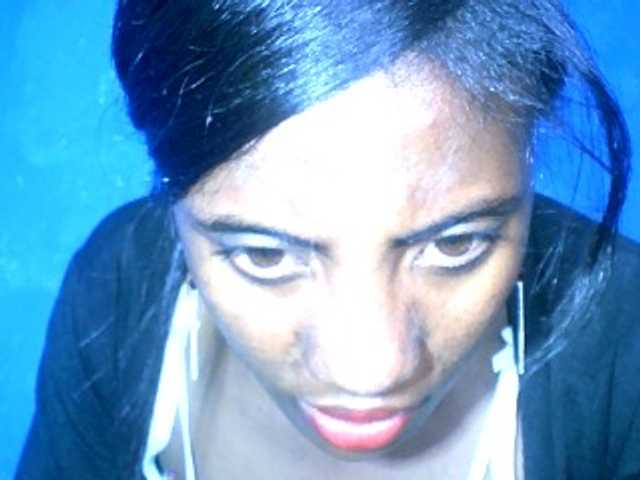 Claudia9 live cam on BongaCams