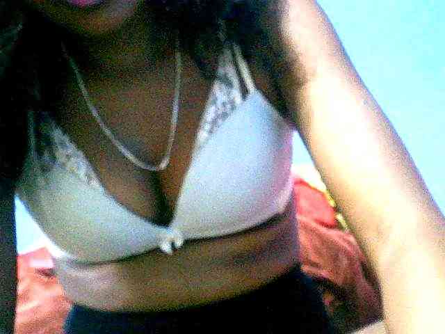 Claudia9 webcam