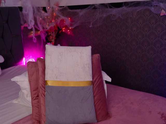 EvieBliss live cam on BongaCams