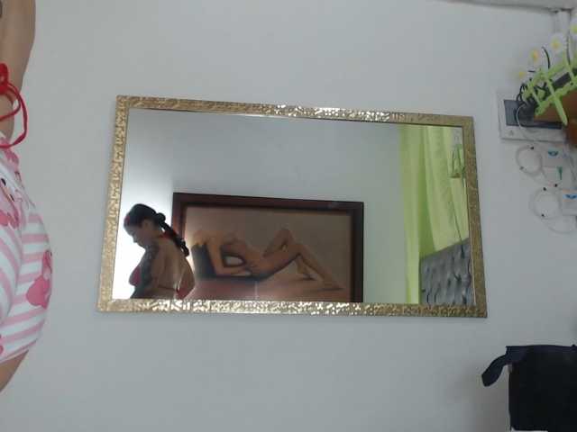 zaleyamateus25 live cam on BongaCams