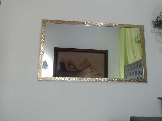 zaleyamateus25 live cam on BongaCams