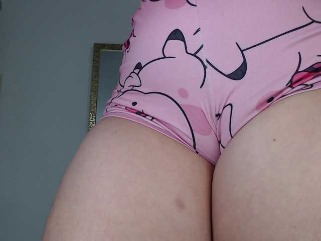 zaleyamateus25 live cam on BongaCams
