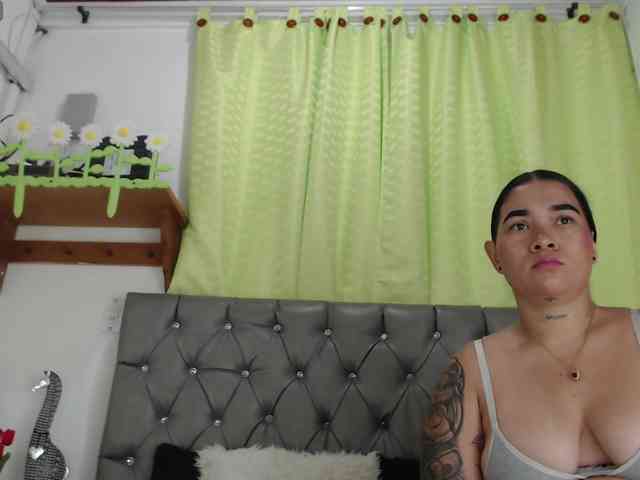 zaleyamateus25 webcam