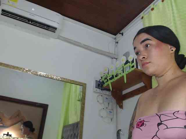 zaleyamateus25 webcam