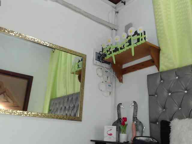 zaleyamateus25 webcam