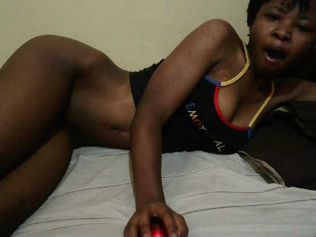Leidy-kasandra live cam on BongaCams