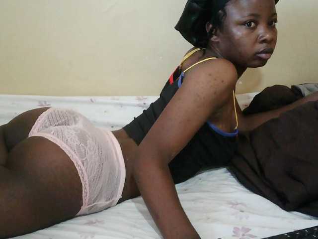 Leidy-kasandra live cam on BongaCams
