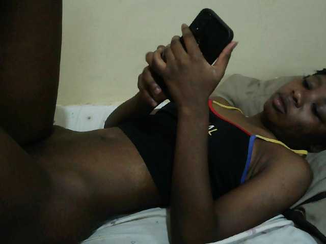 Leidy-kasandra live cam on BongaCams