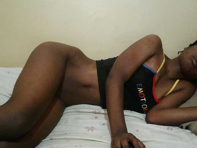 Leidy-kasandra live cam on BongaCams