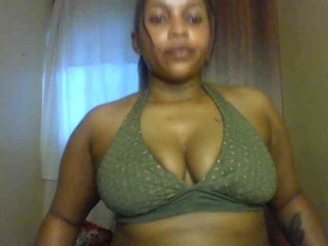 Nialuxxe webcam