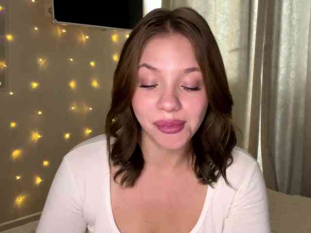 Betty-Gray webcam