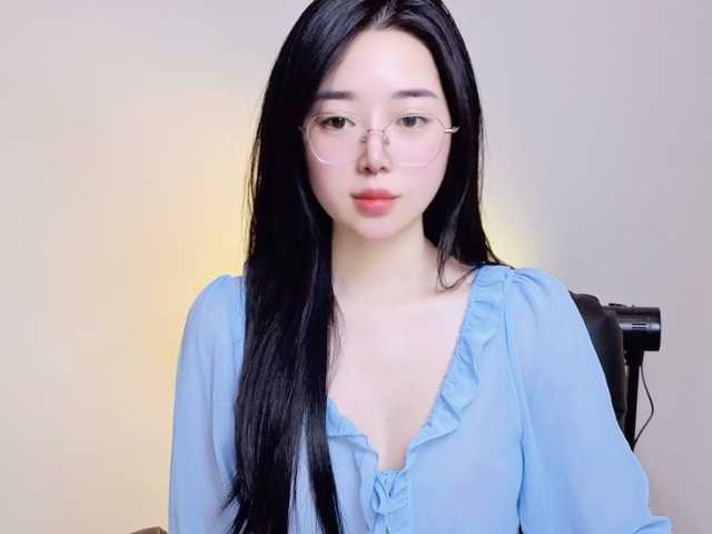 LittleMiu99 live cam on BongaCams