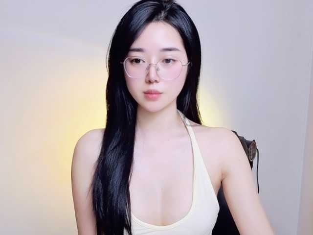 LittleMiu99 live cam on BongaCams