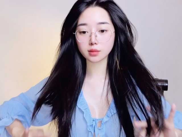 LittleMiu99 live cam on BongaCams