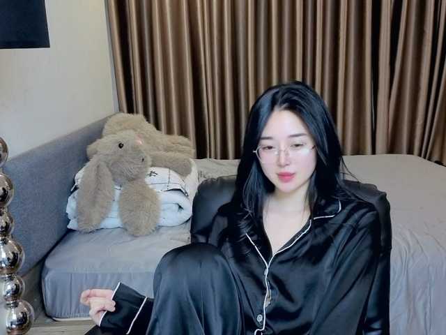 LittleMiu99 live cam on BongaCams