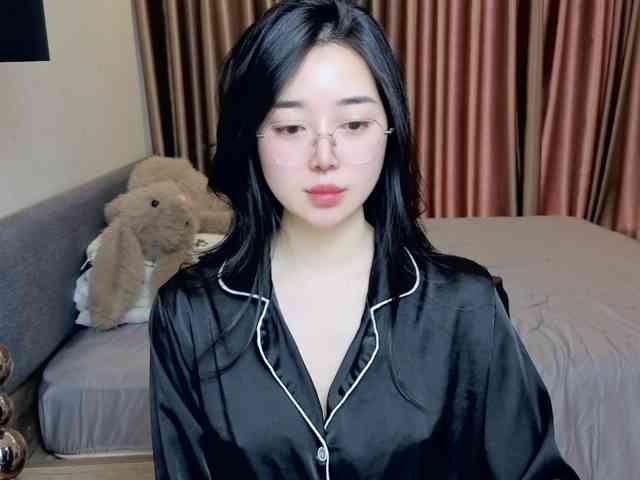LittleMiu99 webcam