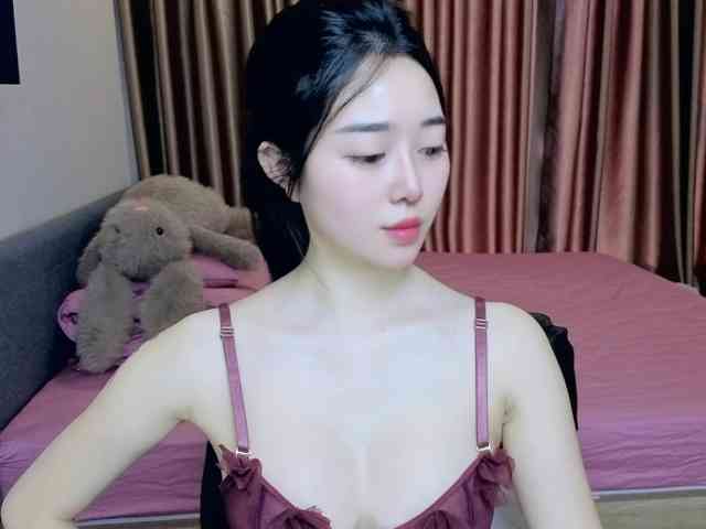 LittleMiu99 webcam