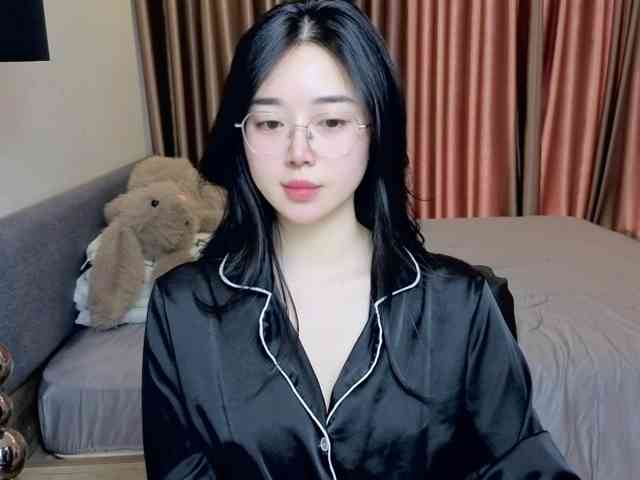 LittleMiu99 webcam
