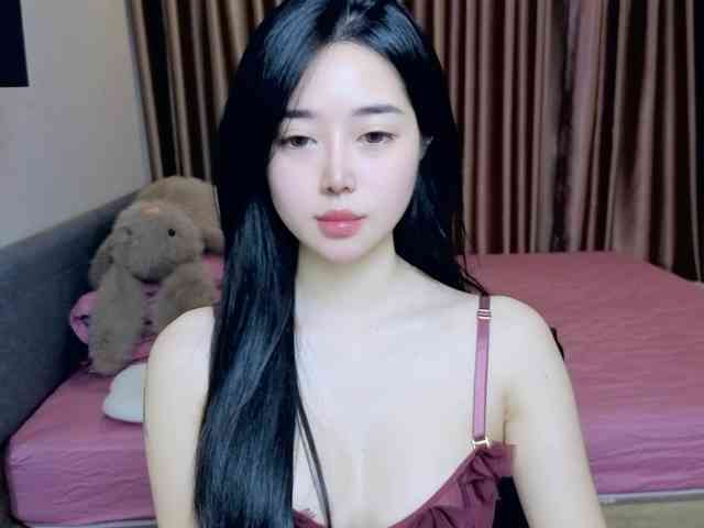 LittleMiu99 webcam