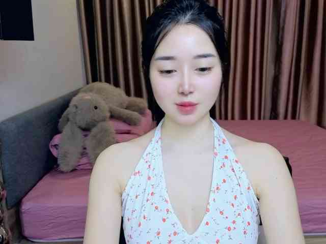 LittleMiu99 webcam