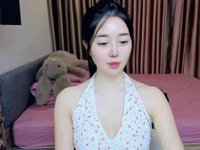LittleMiu99 webcam