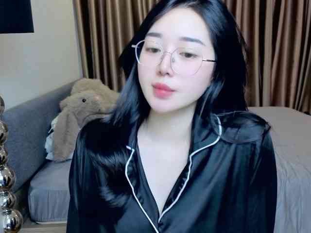 LittleMiu99 webcam