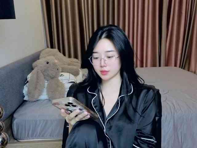 LittleMiu99 webcam