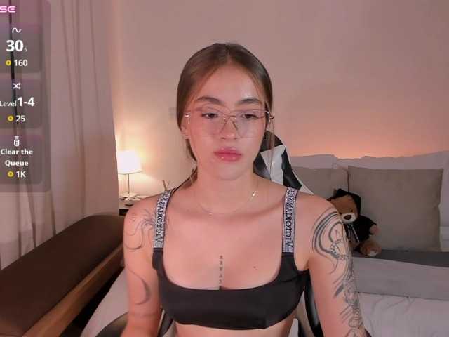LizzyColins live cam on BongaCams