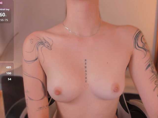 LizzyColins live cam on BongaCams